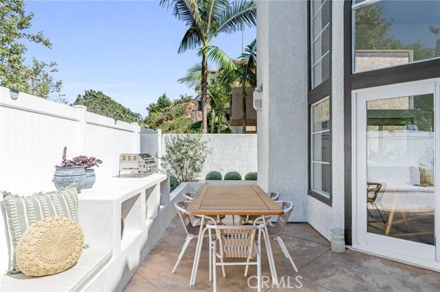 1947 Sundance, Costa Mesa, CA 92627