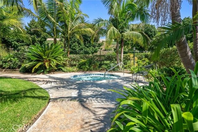 1947 Sundance, Costa Mesa, CA 92627