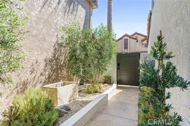 1947 Sundance, Costa Mesa, CA 92627