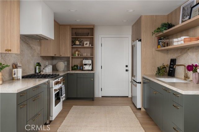 1947 Sundance, Costa Mesa, CA 92627