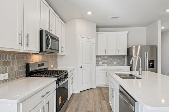 3422 Copperwood Drive, Princeton, TX 75071