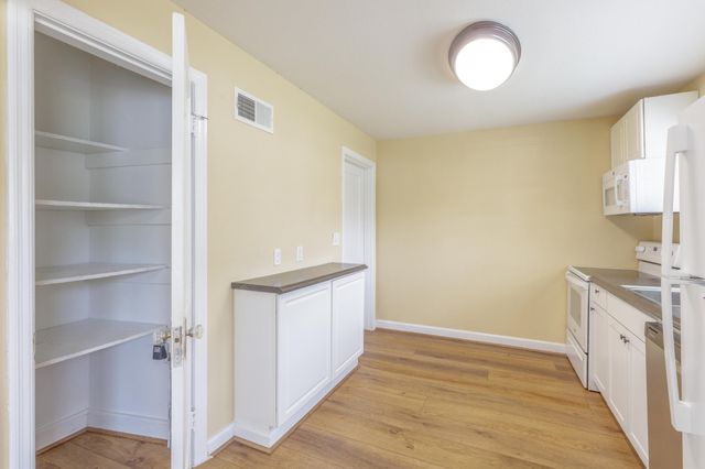 129 N Moore Road, Chattanooga, TN 37411
