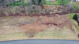 1121 Augusta Circle, North Huntingdon, PA 15642