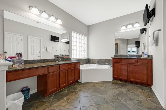 3518 Dripping Point Lane, Katy, TX 77494
