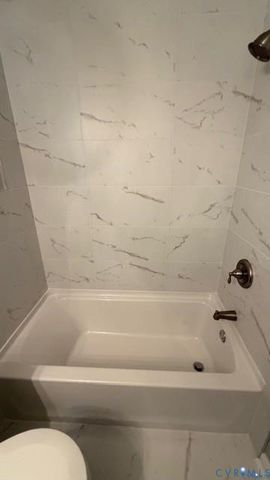 9022 Shewalt Dr, Henrico, VA 23228