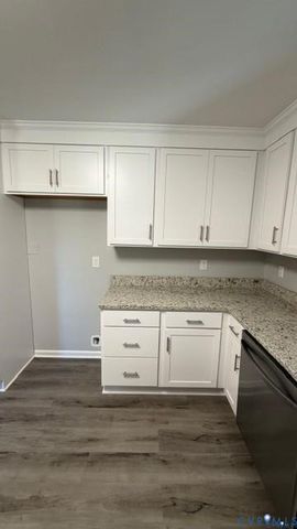 9022 Shewalt Dr, Henrico, VA 23228