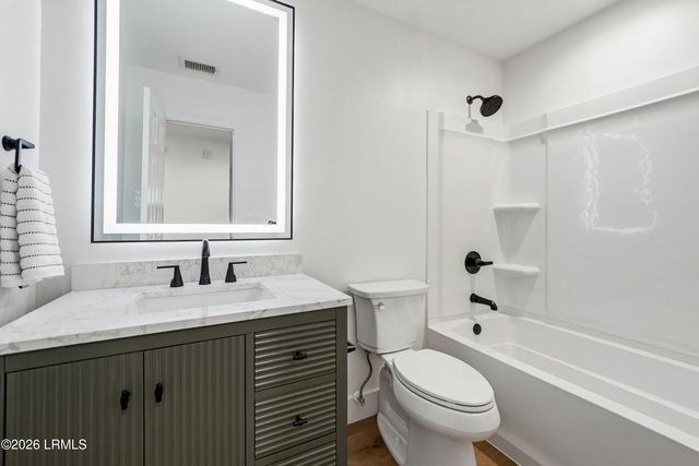 8 Blythewood Road, Beaufort, SC 29907