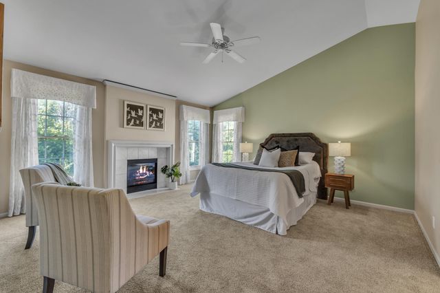 44899 Weymouth Drive, Canton, MI 48188