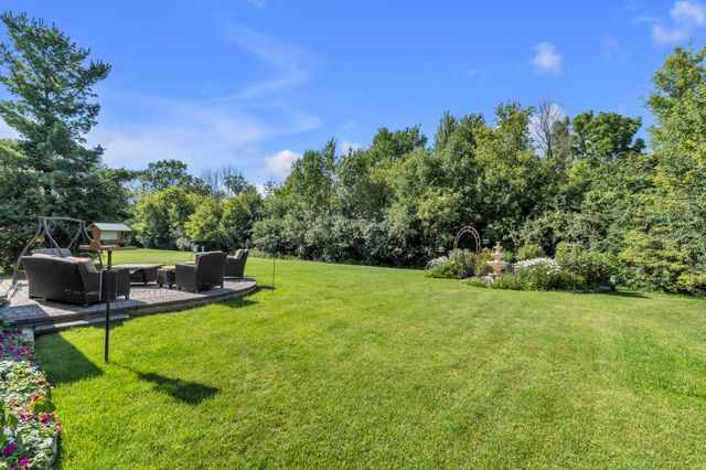 44899 Weymouth Drive, Canton, MI 48188