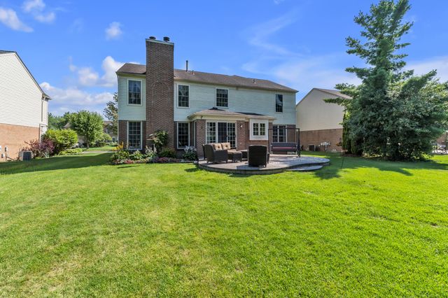 44899 Weymouth Drive, Canton, MI 48188