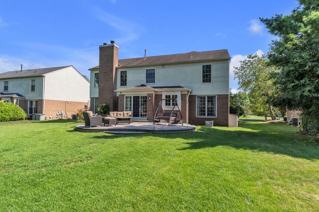 44899 Weymouth Drive, Canton, MI 48188