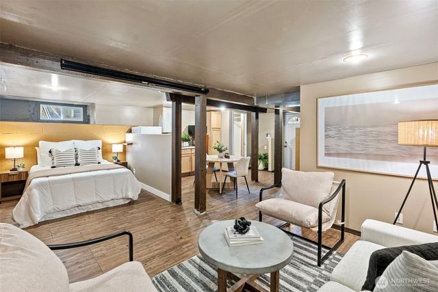 824 S State Street, Tacoma, WA 98405