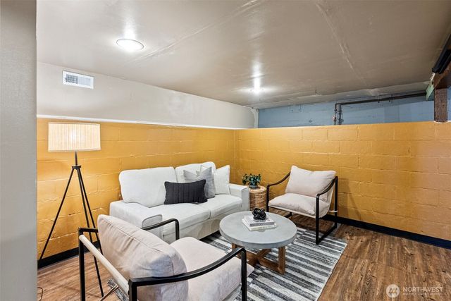 824 S State Street, Tacoma, WA 98405