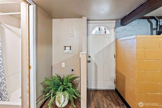 824 S State Street, Tacoma, WA 98405