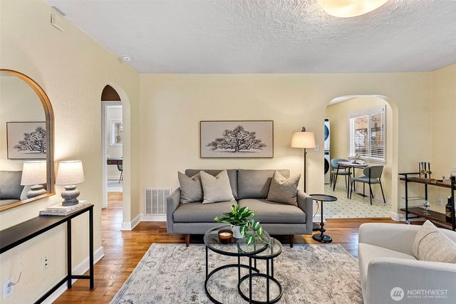 824 S State Street, Tacoma, WA 98405