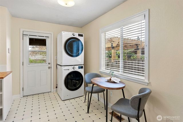 824 S State Street, Tacoma, WA 98405