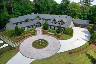 2883 W Roxboro NE Road, Atlanta, GA 30324