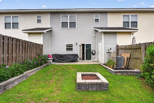 9086 Parlor Drive, Ladson, SC 29456