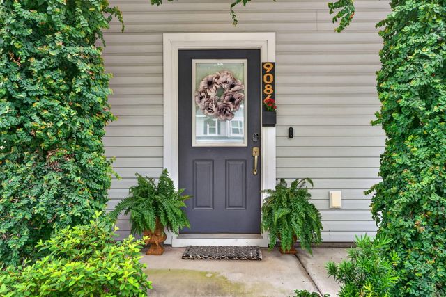 9086 Parlor Drive, Ladson, SC 29456