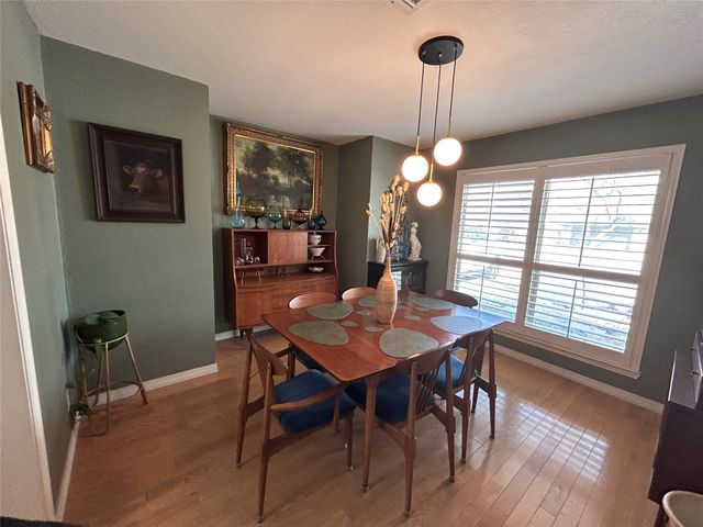 4512 Cimmaron Trail, De Cordova, TX 76049