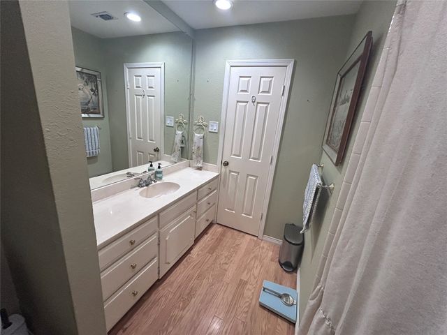 4512 Cimmaron Trail, De Cordova, TX 76049