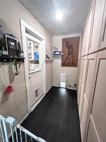 4512 Cimmaron Trail, De Cordova, TX 76049