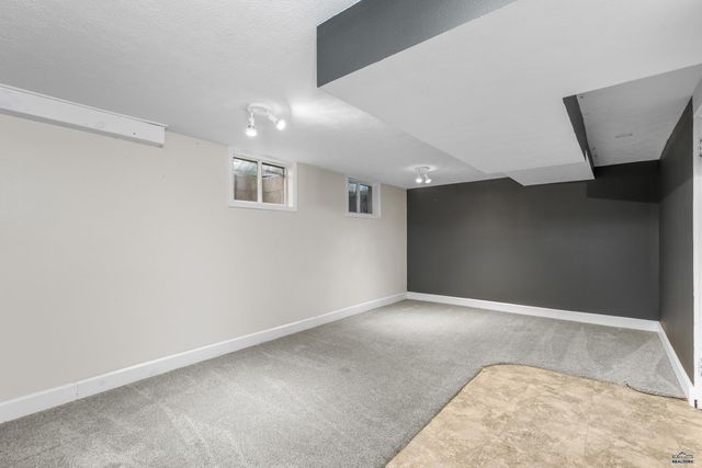 1411 11TH ST, Rapid City, SD 57701