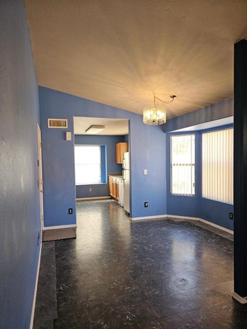 821 S Cancun Drive, Gilbert, AZ 85233