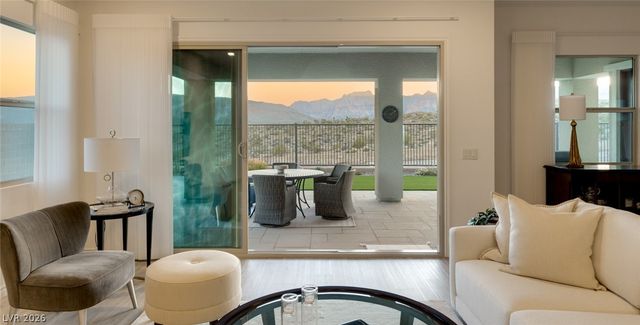 12596 Heritage Heights Drive, Las Vegas, NV 89138