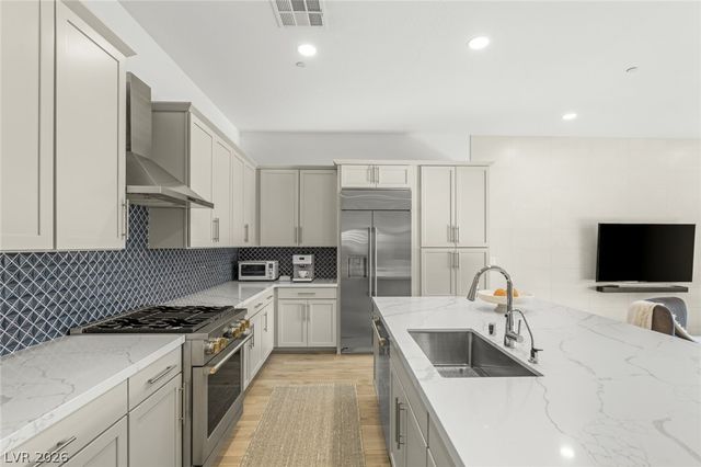 12596 Heritage Heights Drive, Las Vegas, NV 89138