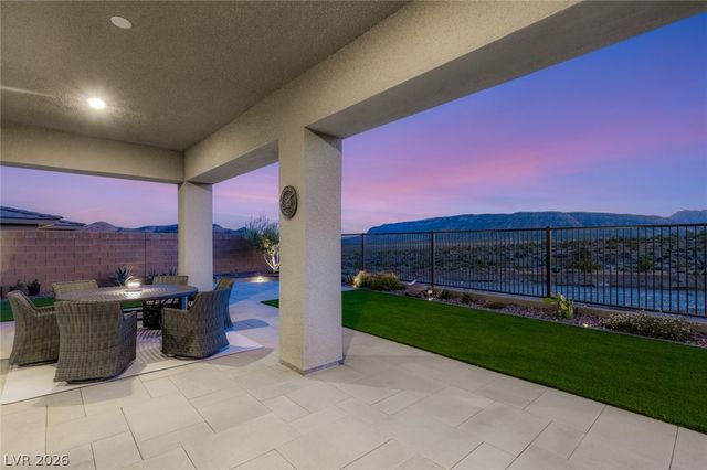 12596 Heritage Heights Drive, Las Vegas, NV 89138