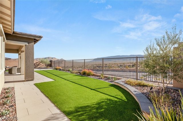 12596 Heritage Heights Drive, Las Vegas, NV 89138