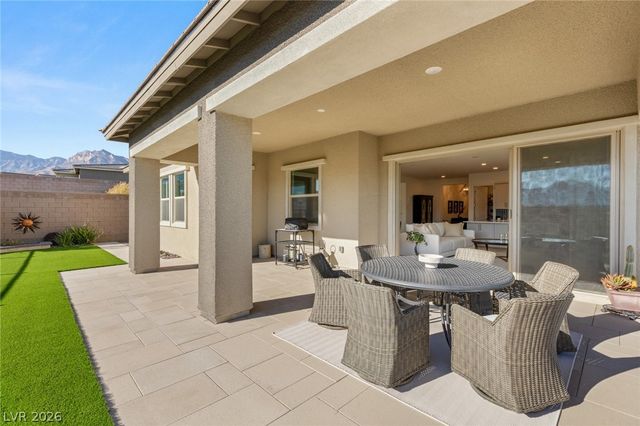 12596 Heritage Heights Drive, Las Vegas, NV 89138