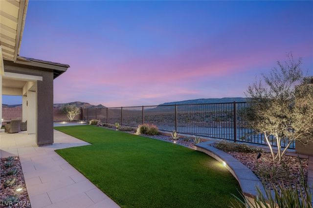 12596 Heritage Heights Drive, Las Vegas, NV 89138