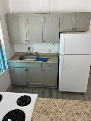 1322 SW 7th Street 8, Miami, FL 33135