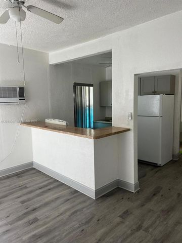 1322 SW 7th Street 8, Miami, FL 33135
