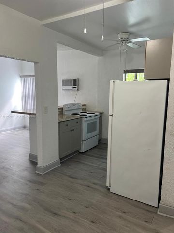 1322 SW 7th Street 8, Miami, FL 33135