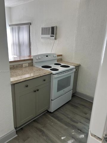 1322 SW 7th Street 8, Miami, FL 33135