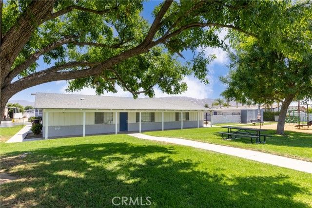 25350 Santiago Drive 22, Moreno Valley, CA 92551