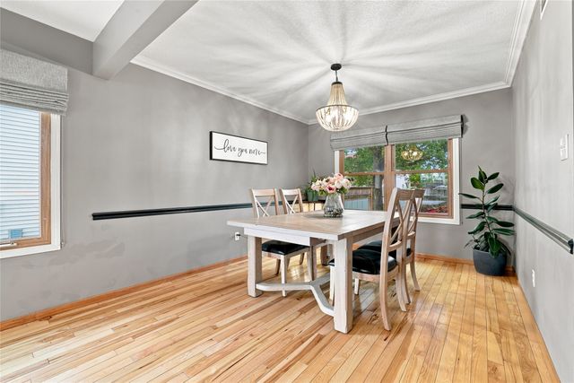 1260 Bentwood Court, Altoona, IA 50009