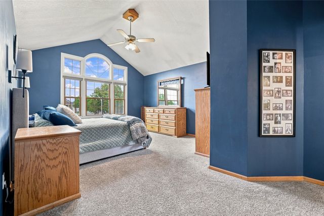 1260 Bentwood Court, Altoona, IA 50009