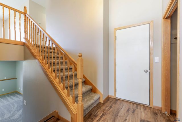 1201 COPPERFIELD DR, Rapid City, SD 57703