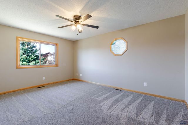 1201 COPPERFIELD DR, Rapid City, SD 57703