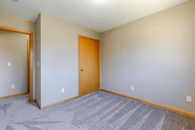 1201 COPPERFIELD DR, Rapid City, SD 57703