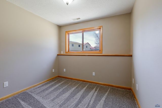 1201 COPPERFIELD DR, Rapid City, SD 57703