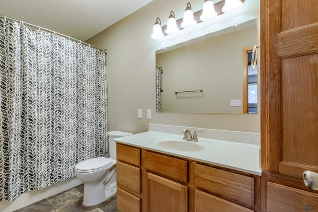 1201 COPPERFIELD DR, Rapid City, SD 57703