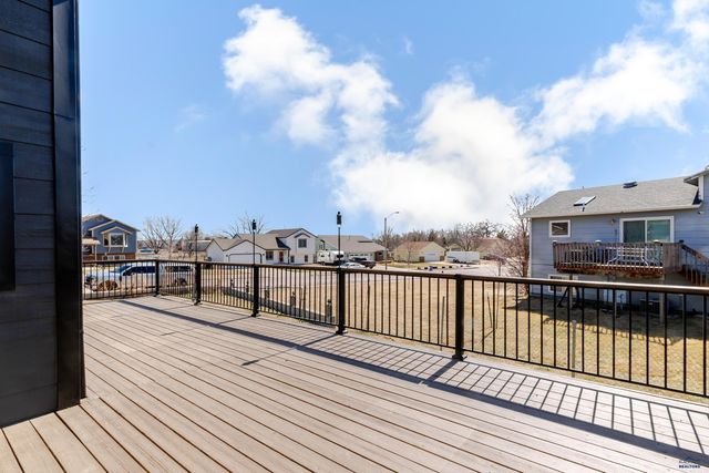 1201 COPPERFIELD DR, Rapid City, SD 57703