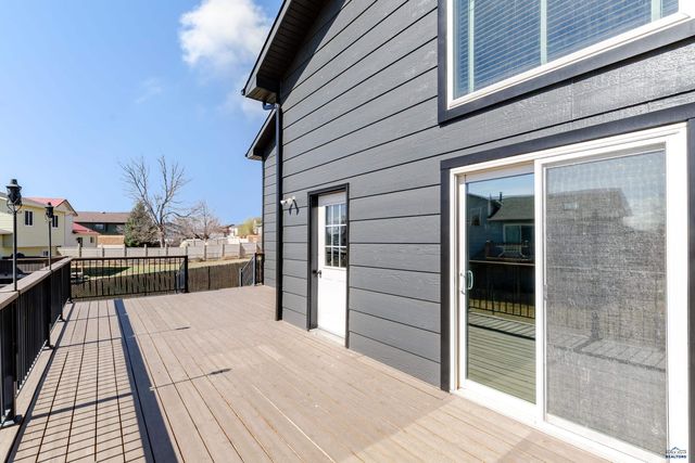 1201 COPPERFIELD DR, Rapid City, SD 57703