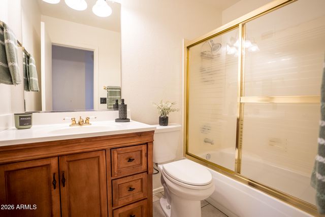 8011 W Laurel Lane, Peoria, AZ 85345