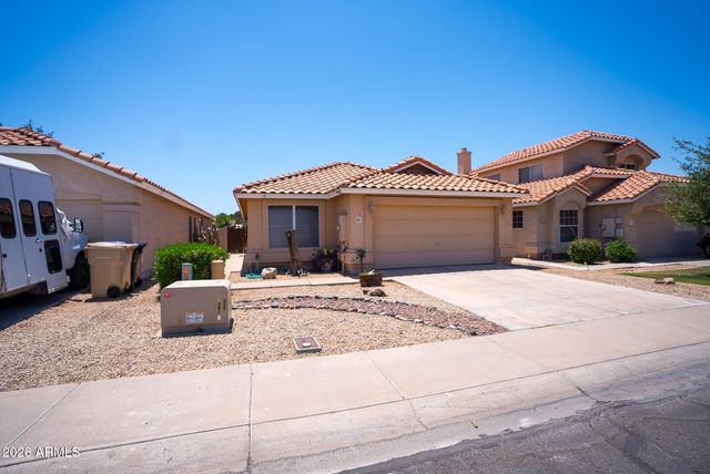 8011 W Laurel Lane, Peoria, AZ 85345